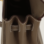 10001封面金棕凯莉