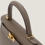 10001封面凯莉大象灰