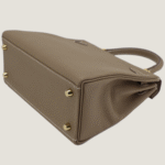 10001封面金棕凯莉