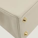 10001封面奶昔白凯莉