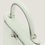 10001封面凯莉气泡绿