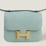 10001封面康康美洲鳄绿色