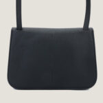 10001封面哈尔赞奶昔白