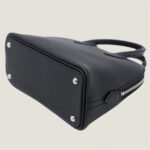 10001封面保龄球