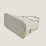 10001封面保龄球冰川白