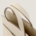 10001封面哈尔赞奶昔白