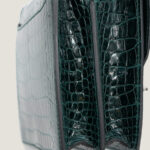 10001封面美洲鳄猪鼻子修