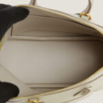 10001封面保龄球冰川白