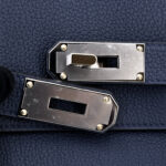 10001封面Hac a dos