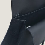 10001封面哈尔赞黑色25