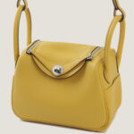 10001封面阳光金色